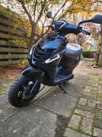 Piaggio Zip BROM 80cc malossi! (Scooter brommer 45km), Fietsen en Brommers, Scooters | Piaggio, Ophalen, Zo goed als nieuw, Benzine