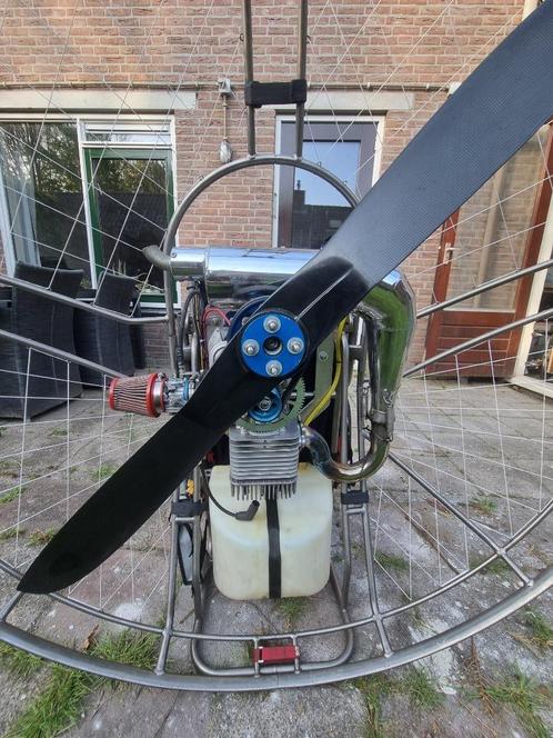 Paramotor Simonini mini 2 Titan Kooi, Sport en Fitness, Zweefvliegen en Paragliding, Gebruikt, Paramotor, Ophalen