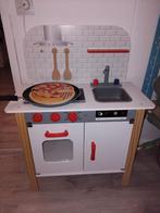 Speelkeukentje incl. bak met keukengerei, Ophalen, Zo goed als nieuw, Hout