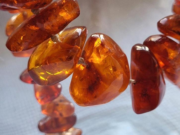 Een zeer mooie Barnsteen ketting van hoge kwaliteit, Sieraden, Tassen en Uiterlijk, Kettingen, Zo goed als nieuw, Steen of Mineraal
