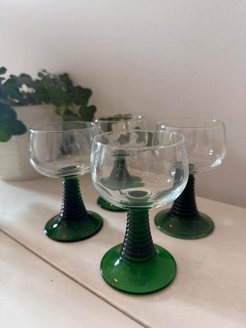 Set van 4 roemer moessel glazen jaren 70 0,1 ltr beschikbaar voor biedingen
