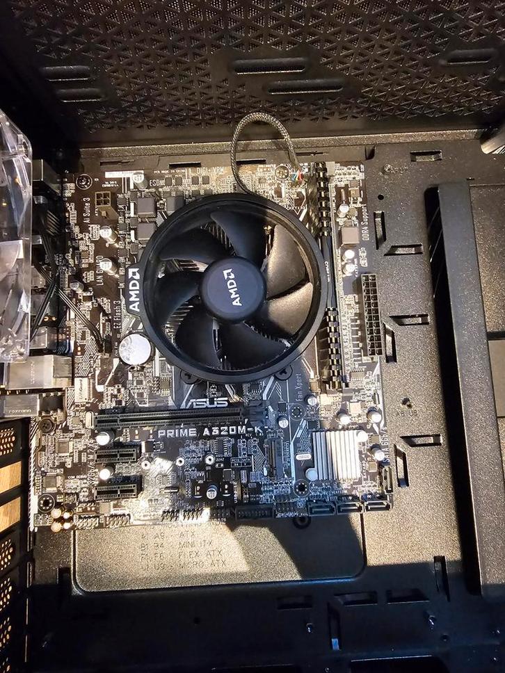 Upgrade set AM4 - Ryzen 3 3200G,128GBm.2, A320 M-K, 8GB DDR4, Computers en Software, Processors, Zo goed als nieuw, 4-core, 3 tot 4 Ghz