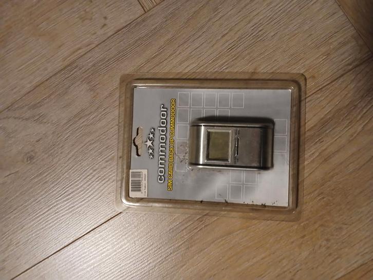Commodoor SIM Kaart Backup - Nieuw in verpakking, Telecommunicatie, Overige Telecommunicatie, Nieuw, Ophalen of Verzenden