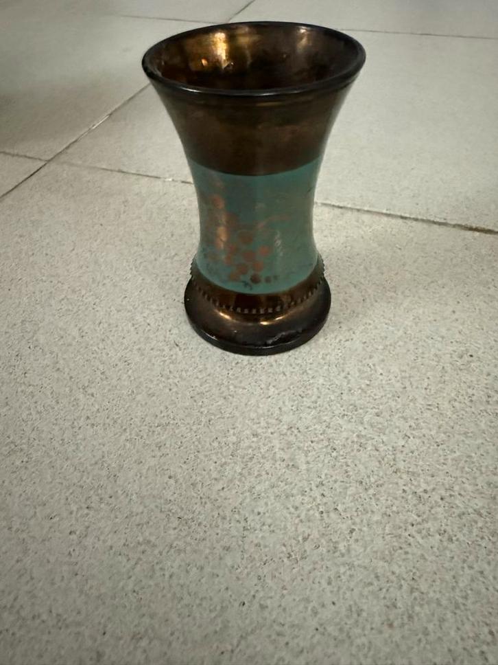 Klein Antiek Glazen Vaasje, Huis en Inrichting, Woonaccessoires | Vazen, Gebruikt, Overige kleuren, Minder dan 50 cm, Glas, Ophalen of Verzenden