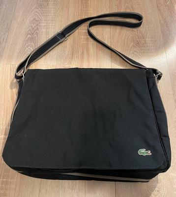Lacoste schoudertas, laptoptas, dokumententas  beschikbaar voor biedingen