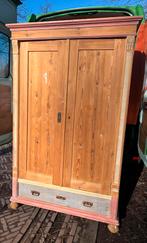 Brocante antieke Grenen kledingkast, Gebruikt, 100 tot 150 cm, Ophalen of Verzenden, 150 tot 200 cm