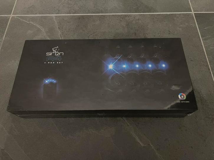 Nash Siren R4 4+1 Set NOG IN FOLIEVERPAKKING!, Watersport en Boten, Hengelsport | Karpervissen, Nieuw, Complete set, Ophalen of Verzenden