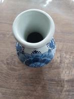 Heel oud servies., Ophalen