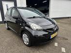 Toyota Aygo 1.0-12V /Airco/Nieuwe apk bij aflevering/5 Drs., Auto's, Toyota, Voorwielaandrijving, Stof, Gebruikt, 4 stoelen