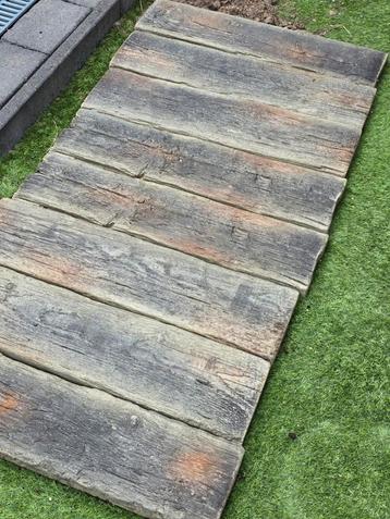Terrastegels EHL beton houtlook nieuw 8x beschikbaar voor biedingen