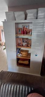 Kast industrieel wit staal, Huis en Inrichting, Ophalen, Gebruikt, 25 tot 50 cm