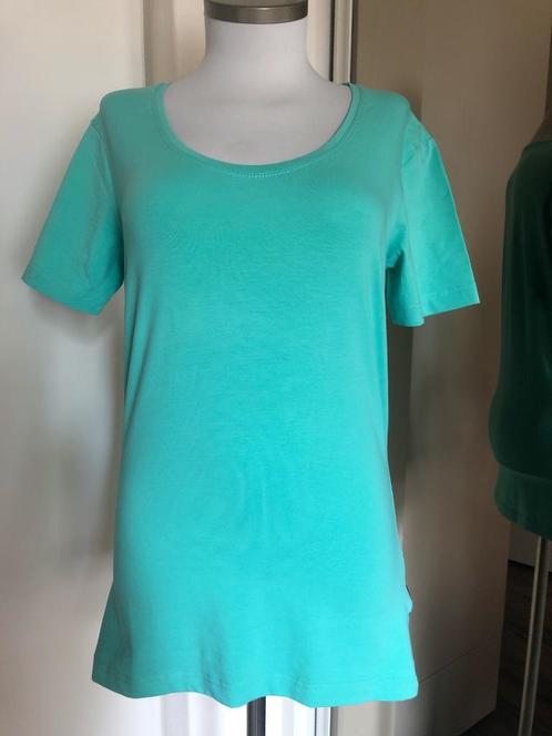 stretchtop Human Nature 42 aqua, Kleding | Dames, Tops, Zo goed als nieuw, Maat 42/44 (L), Blauw, Korte mouw, Ophalen of Verzenden