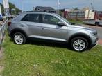 Volkswagen T-Roc 1.5 TSI Life AUTOMAAT/ CARPLAY/CRUISE CONTR, Zwart, 4 cilinders, 150 pk, Traction-control