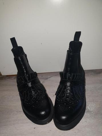 Nieuwe zwarte Dr.Martens dames laarzen, maat 40. beschikbaar voor biedingen