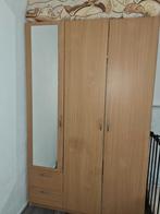 Ruime Kledingkast met Spiegel en Lades, Huis en Inrichting, Ophalen, Overige materialen, Gebruikt, 150 tot 200 cm