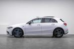 Mercedes-Benz A-klasse 250 e AMG Line | Pano| ACC| Dodehoek, Auto's, Stof, Gebruikt, Euro 6, 4 cilinders