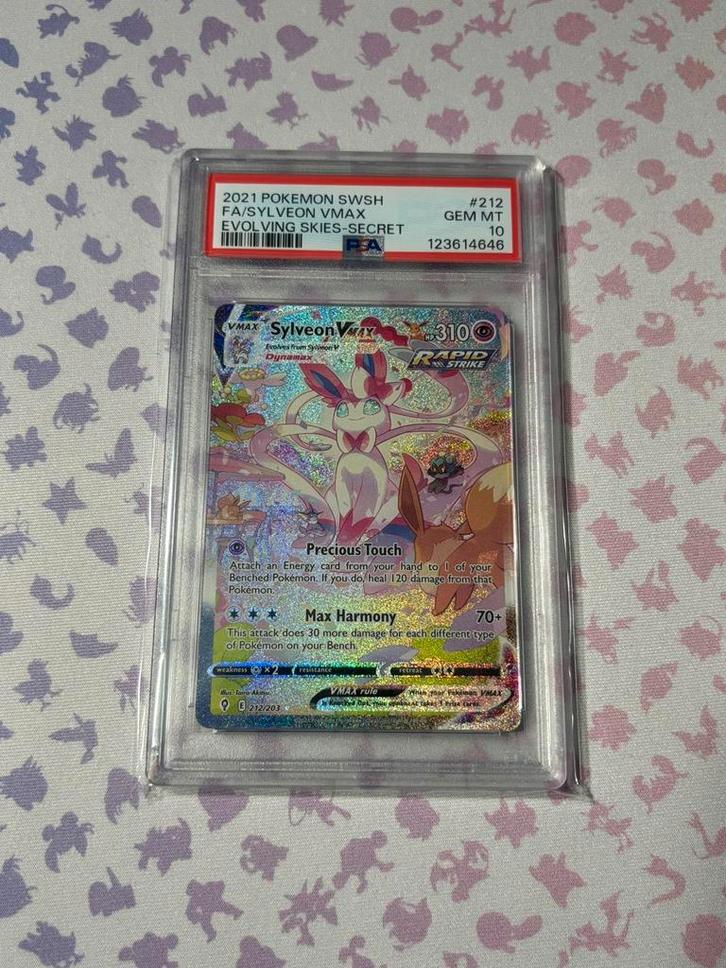 PSA 10 SYLVEON VMAX ALT ART 212 EVOLVING SKIES, Hobby en Vrije tijd, Verzamelkaartspellen | Pokémon, Verzenden