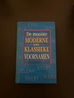 De Mooiste Moderne & Klassieke Voornamen, Ophalen of Verzenden, Zo goed als nieuw