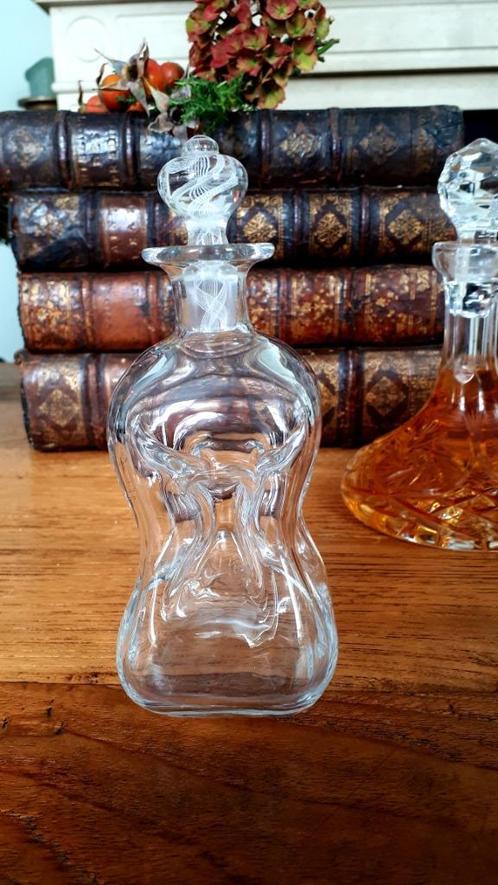 Antieke knijpkaraf met slingerglas, Antiek en Kunst, Antiek | Glas en Kristal, Ophalen of Verzenden