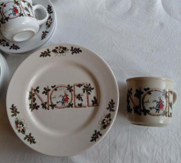 Vintage CREME kerst servies Noel hulst rode bessen  beschikbaar voor biedingen
