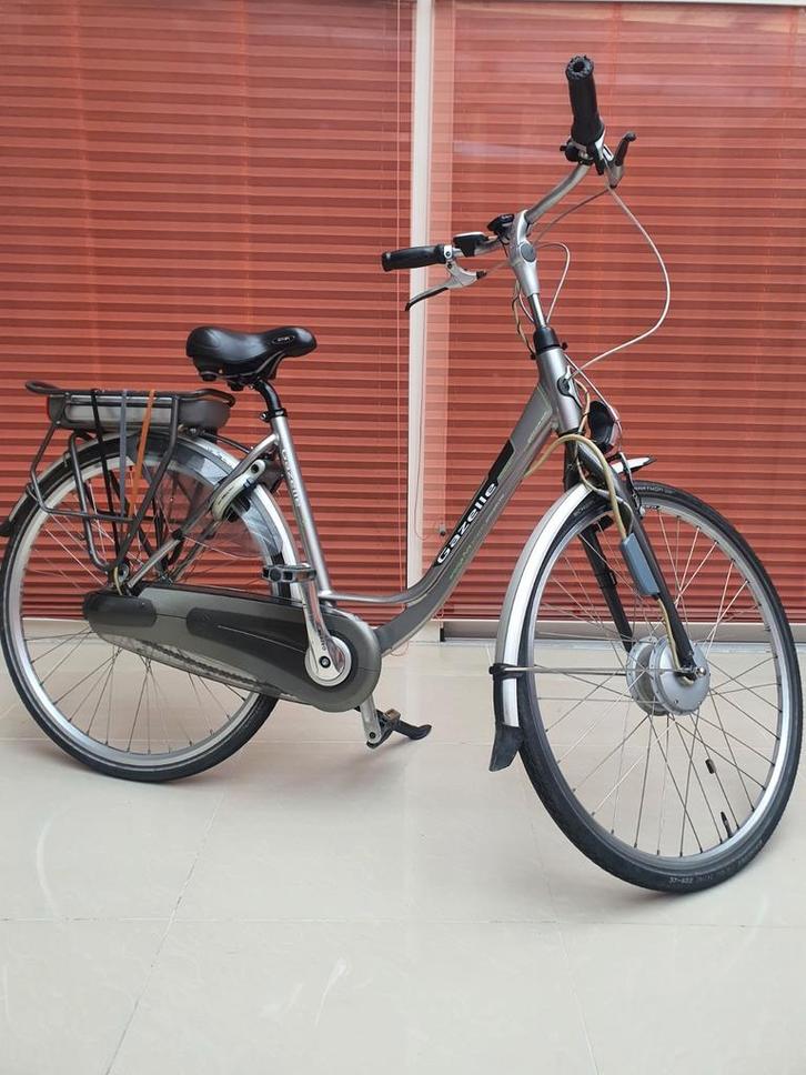 Gazelle e-bike elektrische Damesfiets, Fietsen en Brommers, Elektrische fietsen, Zo goed als nieuw, Gazelle, 47 tot 51 cm, 30 tot 50 km per accu
