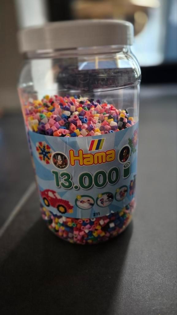 Hama Strijkkralen - 10.000 stuks!, Kinderen en Baby's, Speelgoed | Educatief en Creatief, Zo goed als nieuw, Knutselen, Ophalen of Verzenden