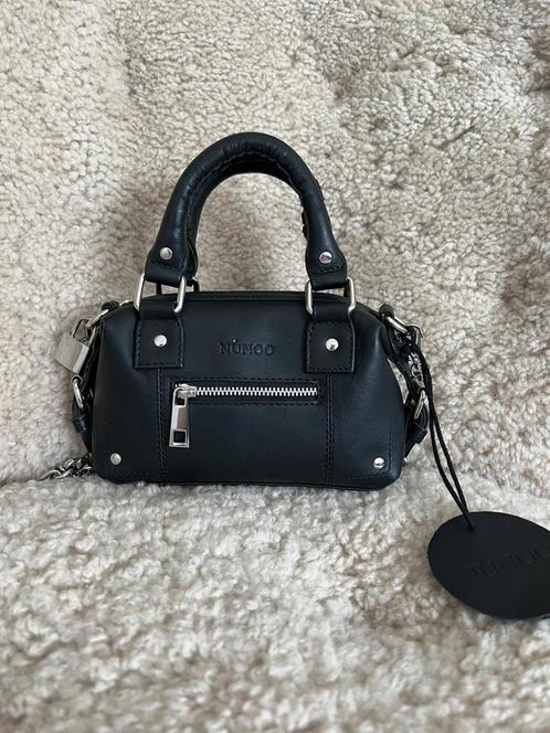 Núnoo mini Bobby tas leer - zwart. Nieuw., Sieraden, Tassen en Uiterlijk, Tassen | Schoudertassen, Nieuw, Overige merken, Zwart