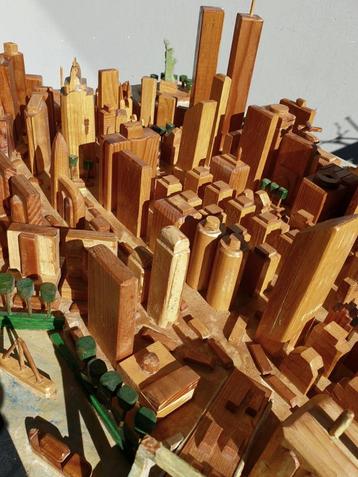 Vintage ca. 1980's New York City Manhattan - houten maquette beschikbaar voor biedingen