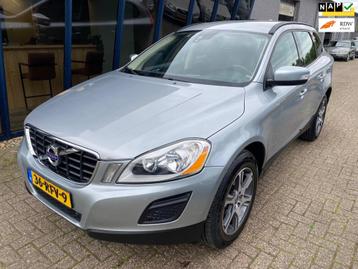 Volvo XC60 2.0T Kinetic NL-AUTO / NAVI / PDC / TREKHAAK beschikbaar voor biedingen