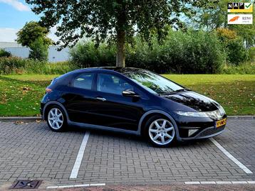 Honda Civic 1.8 Comfort / Airco / Navi / Nieuwe Apk / Trekha beschikbaar voor biedingen