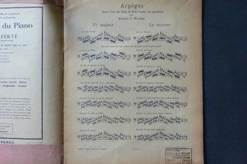 3 Oude pianoleerboeken. beschikbaar voor biedingen
