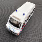 Set van 4 modelauto’s NP, Mercedes T1, VW T1 & T6 en Audi A8, Hobby en Vrije tijd, Modelauto's | 1:43, Ophalen, Nieuw, Auto, Overige merken