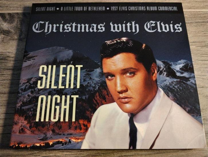 Elvis - Christmas With Elvis [Silent Night] Digisleeve, Cd's en Dvd's, Cd's | Kerst en Sinterklaas, Zo goed als nieuw, Ophalen of Verzenden