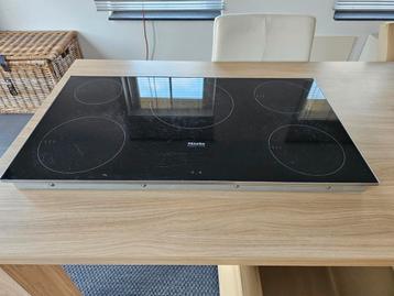 Miele 90 cm inductiekookplaat km6382  beschikbaar voor biedingen
