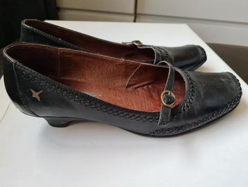 ZGAN Dames schoenen Pikolinos  instappers, lage hak 37 beschikbaar voor biedingen