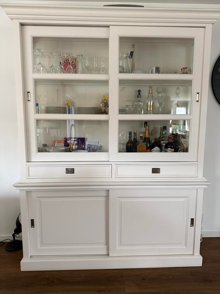 Mooie VITRINEKAST, Huis en Inrichting, Kasten | Vitrinekasten, Zo goed als nieuw, 200 cm of meer, 150 tot 200 cm, 25 tot 50 cm