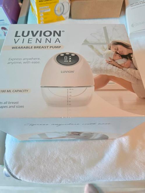 Zo goed als nieuw en nog compleet in doos, Kinderen en Baby's, Babyvoeding en Toebehoren, Zo goed als nieuw, Borstkolf, Ophalen of Verzenden