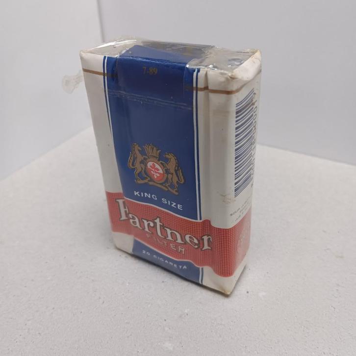 sigaretdoosje Partner Filter (Joegoslavie), Verzamelen, Rookartikelen, Aanstekers en Luciferdoosjes, Zo goed als nieuw, Tabaksdoos of Verpakking