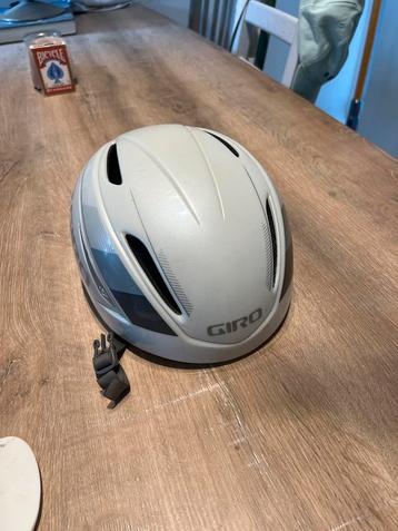 Giro Air Helm Maat L - Defect beschikbaar voor biedingen