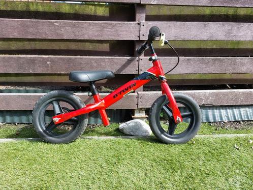 Btwin loopfiets met draagzak, Fietsen en Brommers, Fietsen | Kinderfietsjes, Gebruikt, Minder dan 16 inch, Ophalen