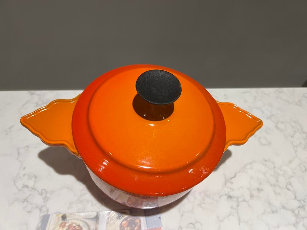 Cousances Batwings of Angelwings pannetje in nieuwstaat, Gietijzer, Ophalen of Verzenden, Zo goed als nieuw, Keramische plaat