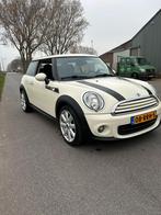 Mini Cooper One (R56)1.6  75pk 2011 Wit, Auto's, Mini, Voorwielaandrijving, 4 stoelen, Wit, Origineel Nederlands