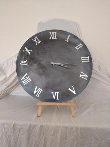 De laatste epoxy klokken beschikbaar voor biedingen