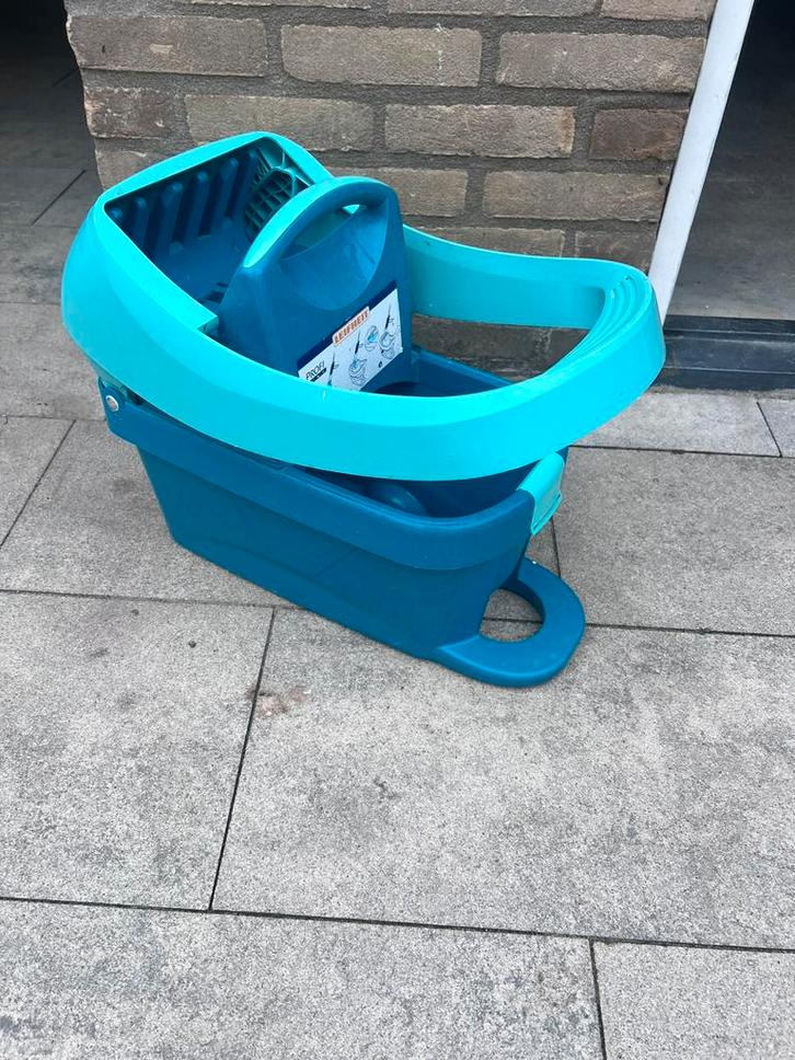 Dweil emmer leifheit., Huis en Inrichting, Schoonmaakartikelen, Dweilemmer, -bak, of -wagen, Ophalen