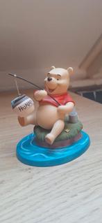 Winnie the Pooh Beeldje - Hip Hip Hooray!, Ophalen of Verzenden, Overige figuren, Gebruikt, Beeldje of Figuurtje