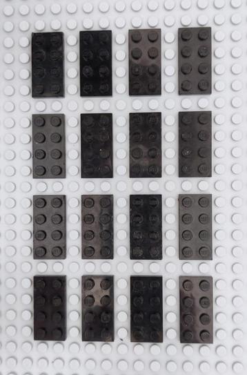 LEGO Parts Black / Zwart 2x4 plate 2 x 4 3020 beschikbaar voor biedingen