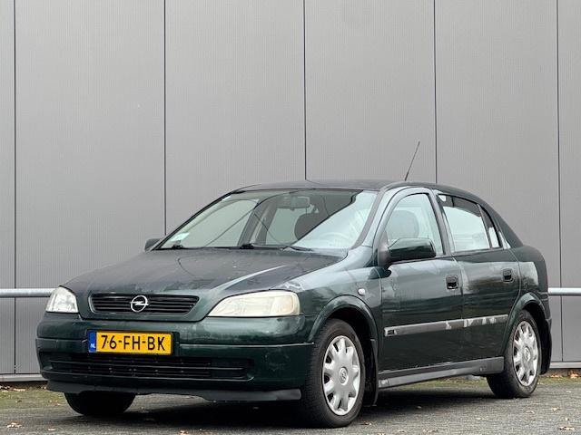 Opel Astra 1.6 Club (bj 2000), Auto's, Oldtimers, Bedrijf, Te koop, ABS, Airbags, Alarm, Centrale vergrendeling, Elektrische buitenspiegels