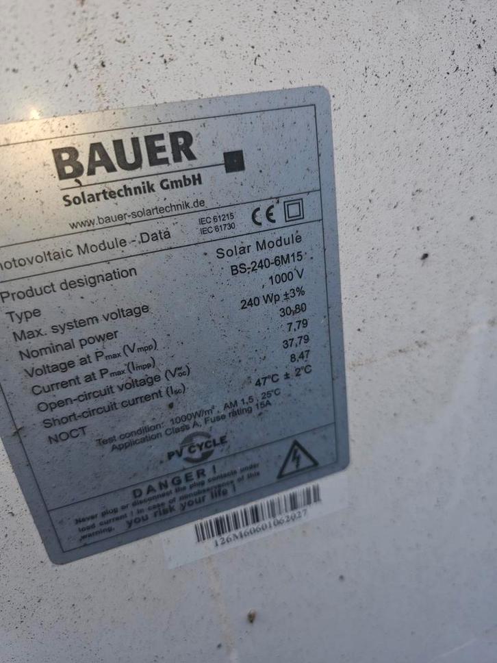 Zonnepanelen 24x240W + 3-Fasen Omvormer, Doe-het-zelf en Verbouw, Zonnepanelen en Toebehoren, Ophalen