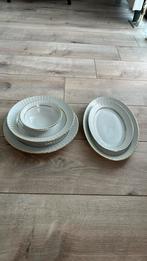 Servies set 50-delig tafel dienst Kütahya/Güral Porselein, Huis en Inrichting, Ophalen, Zo goed als nieuw, Overige stijlen, Porselein