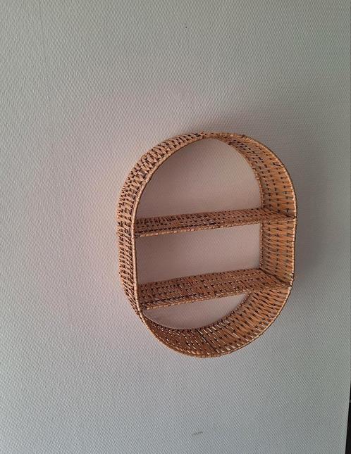 Rotan rieten wandrek 45x35x13 cm., Huis en Inrichting, Woonaccessoires | Wandplanken en Boekenplanken, Zo goed als nieuw, Ophalen of Verzenden